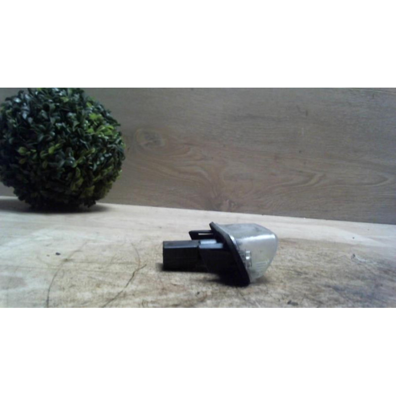 Eclairage de plaque PEUGEOT 5008 1 PHASE 1 d’occasion