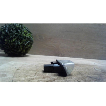 Eclairage de plaque PEUGEOT 5008 1 PHASE 1 d’occasion