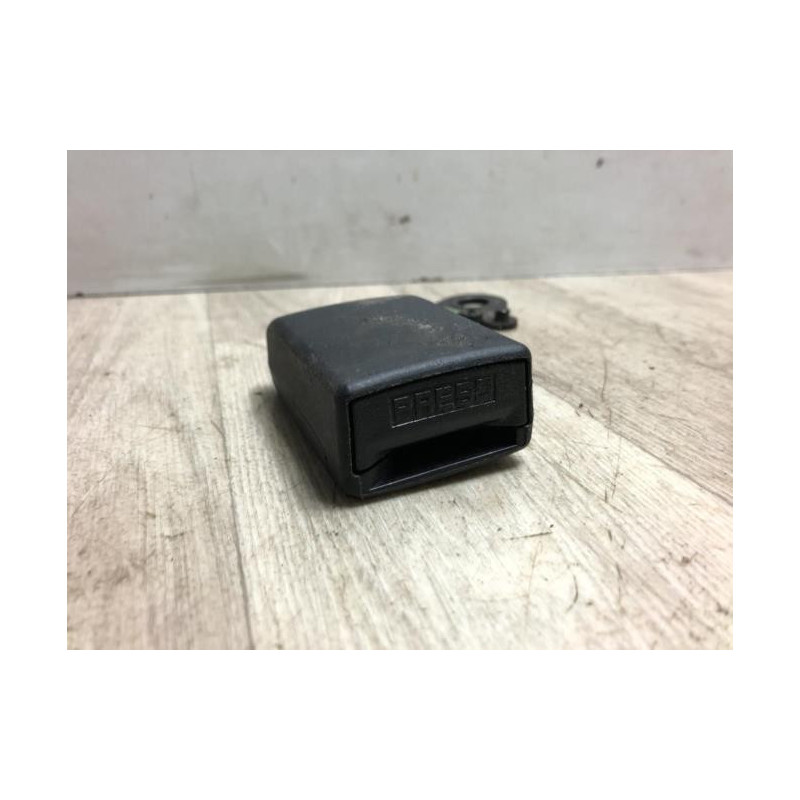 Attache ceinture arriere centrale CITROEN C4 GRAND PICASSO 1 d’occasion
