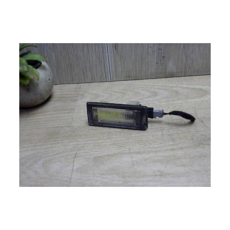 Eclairage de plaque OPEL VECTRA C PHASE 2 BREAK d’occasion