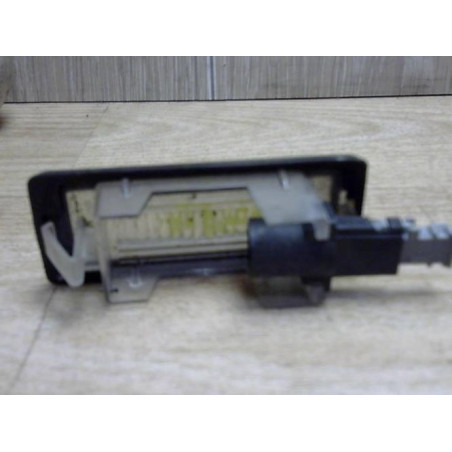 Eclairage de plaque OPEL VECTRA C PHASE 2 BREAK d’occasion