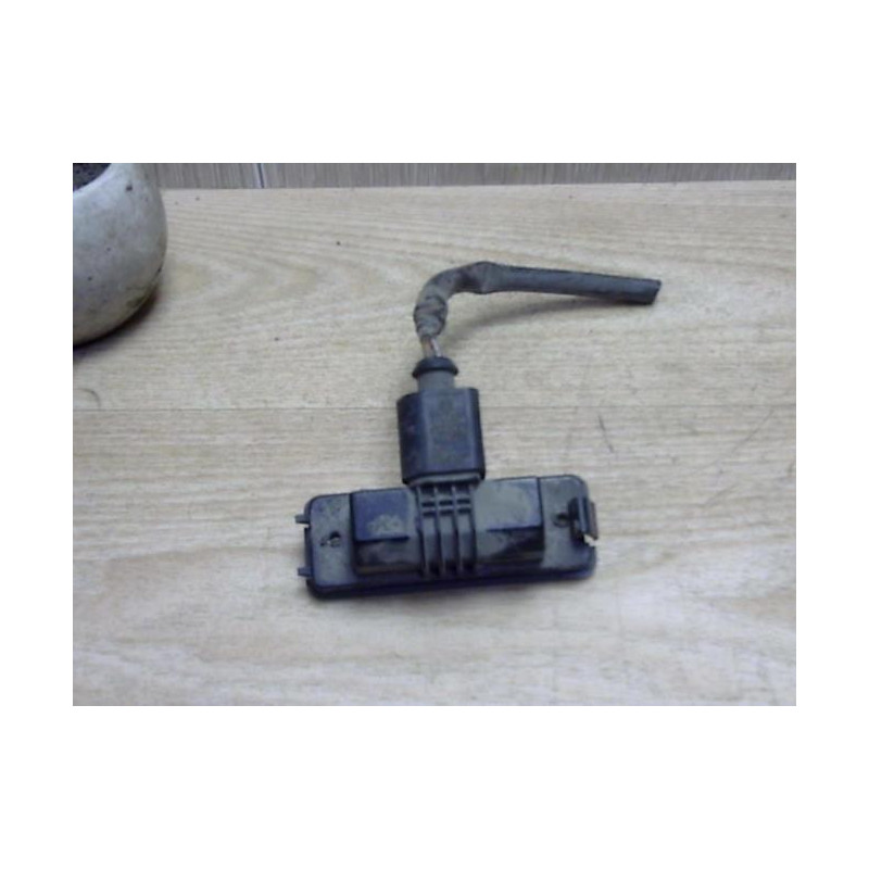 Eclairage de plaque VOLKSWAGEN POLO 3 PHASE 2 d’occasion