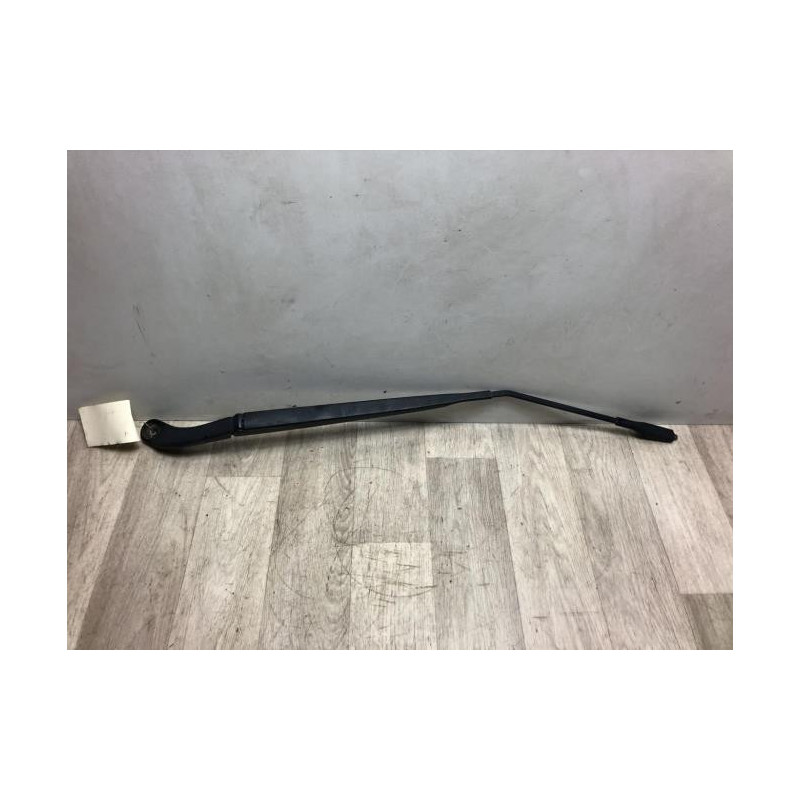Bras essuie glace avant droit NISSAN QASHQAI 1 PHASE 1 d’occasion