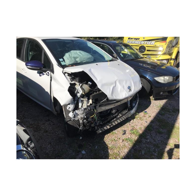 Boitier servitude moteur (BSM) PEUGEOT 208 1 PHASE 2 d’occasion
