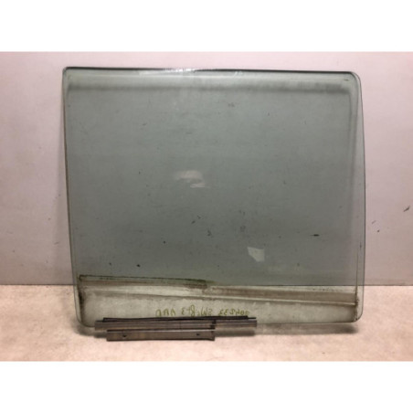 Vitre arriere droit SUZUKI SWIFT 3 d’occasion