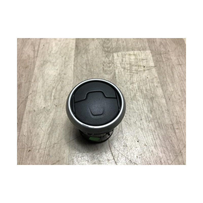 Aerateur tableau de bord NISSAN QASHQAI 1 PHASE 1 d’occasion