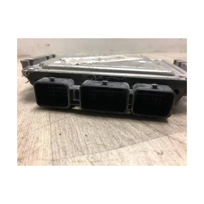 Calculateur moteur PEUGEOT EXPERT 2 d’occasion