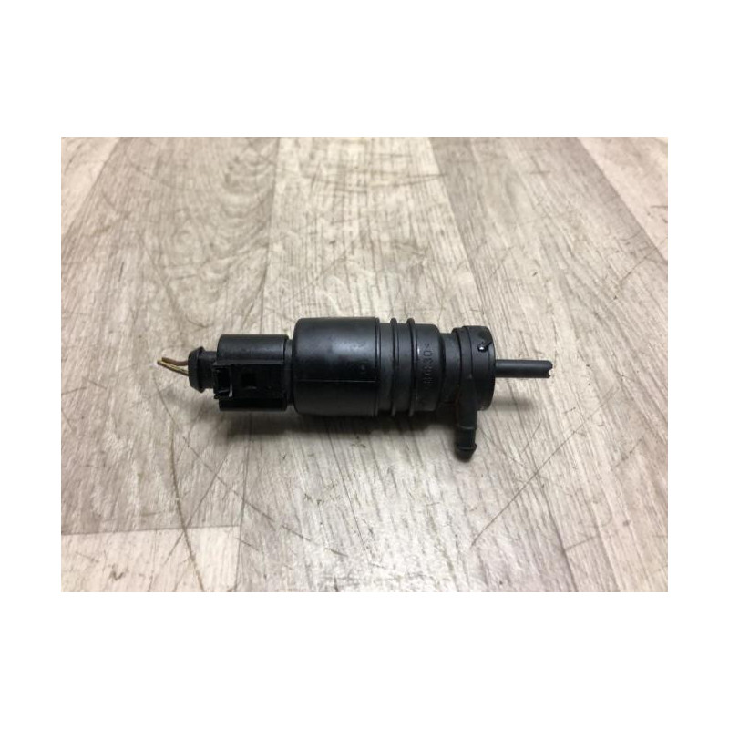 Pompe lave glace avant MERCEDES CLASSE C 204 PHASE 1 d’occasion