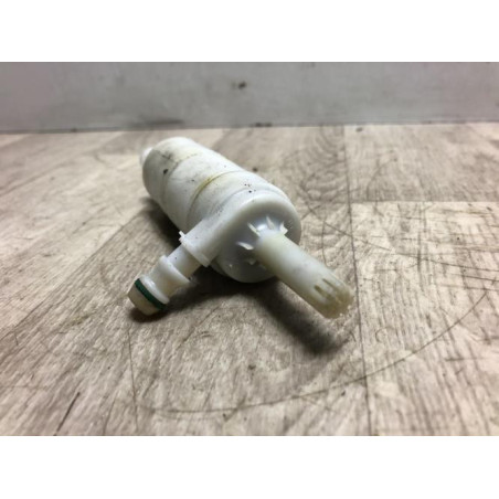 Pompe lave glace avant MERCEDES CLASSE CLS 219 PHASE 1 d’occasion