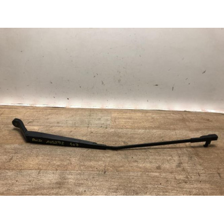 Bras essuie glace avant droit PEUGEOT 407 PHASE 1 d’occasion