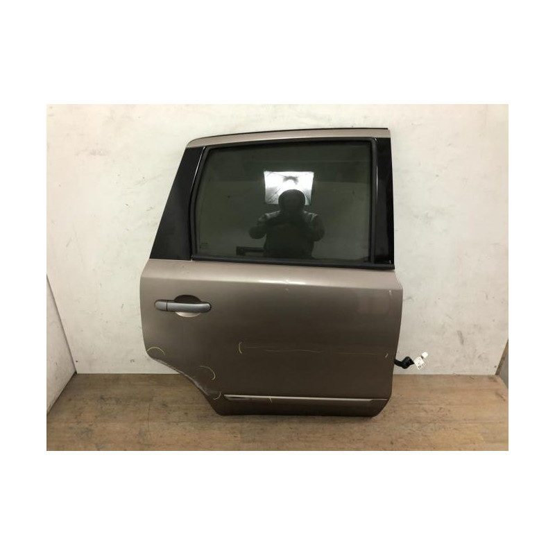 Porte arriere droit NISSAN NOTE 1 PHASE 2 d’occasion