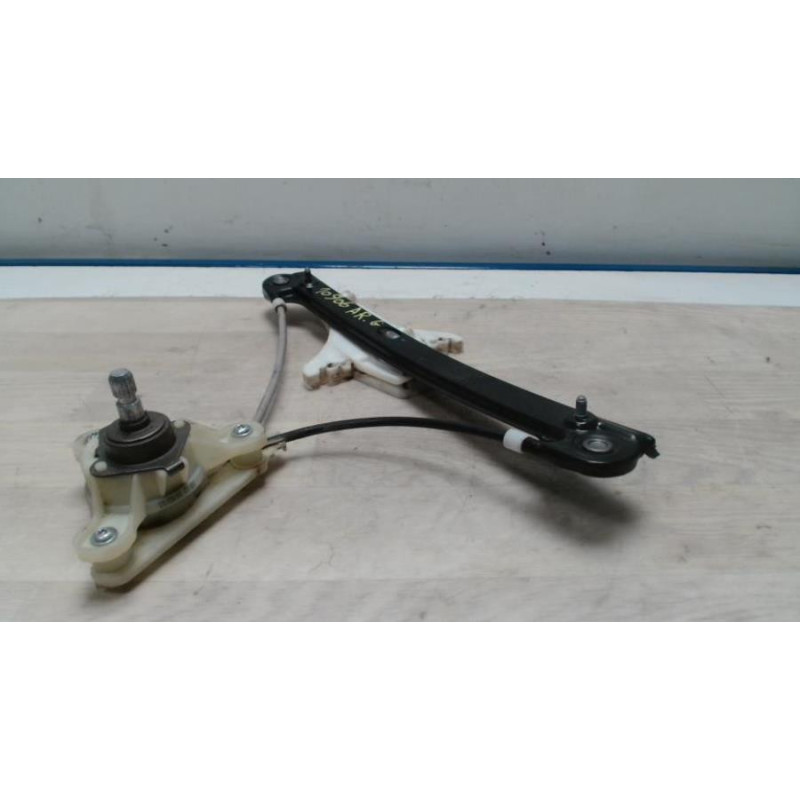 Leve vitre mecanique arriere gauche VOLKSWAGEN POLO 5 PHASE 1 d’occasion