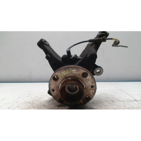 Moyeu avant droit DACIA SANDERO 2 PHASE 1 d’occasion