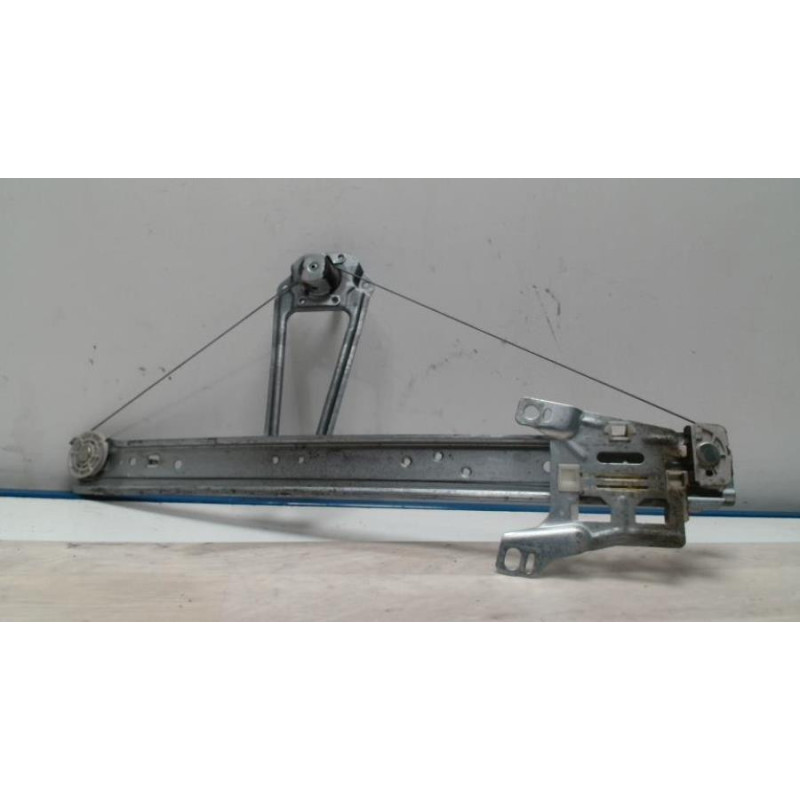 Leve vitre mecanique arriere droit MERCEDES CLASSE A 168 PHASE 2 d’occasion