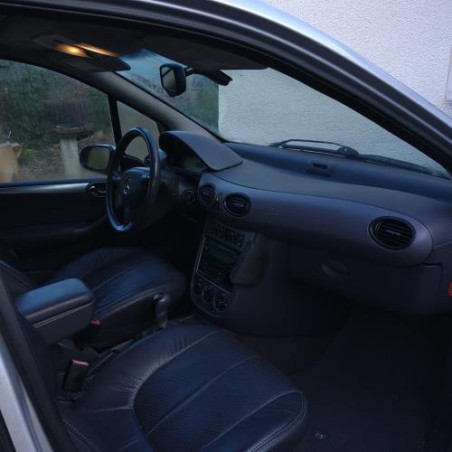 Vitre arriere droit MERCEDES CLASSE A 168 PHASE 2 d’occasion