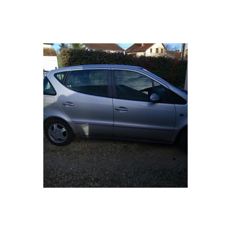 Vitre arriere droit MERCEDES CLASSE A 168 PHASE 2 d’occasion