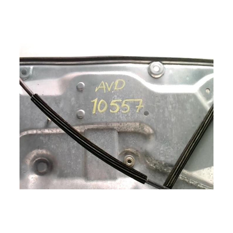 Leve vitre electrique avant droit SEAT IBIZA 3 PHASE 1 d’occasion