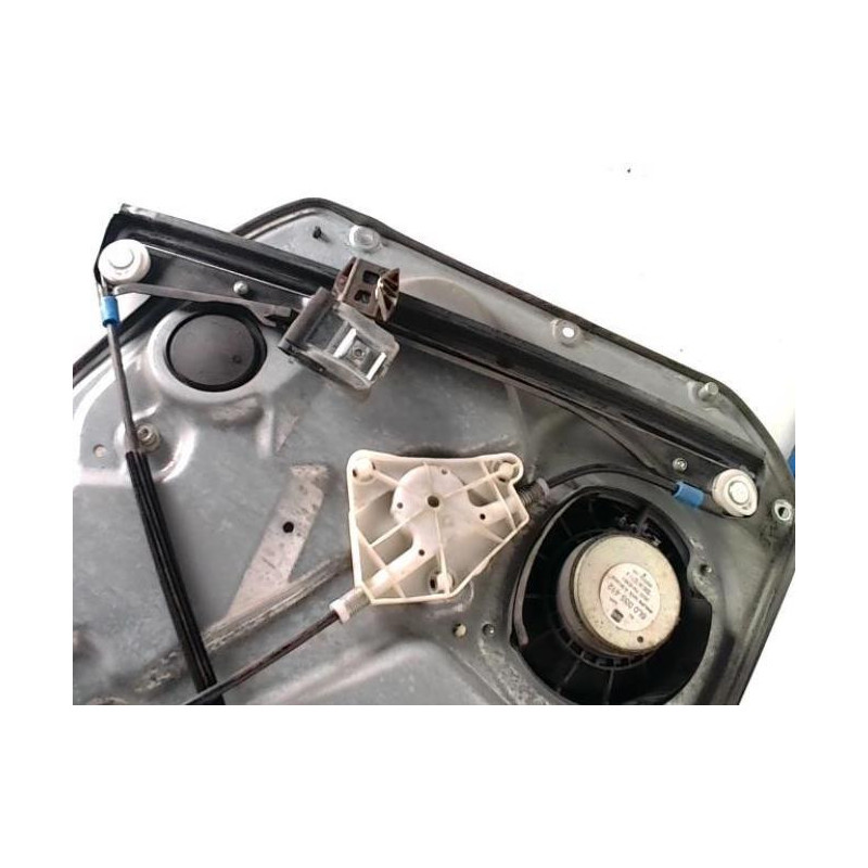 Leve vitre electrique avant droit SEAT IBIZA 3 PHASE 1 d’occasion