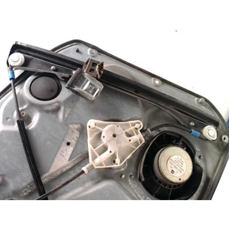 Leve vitre electrique avant droit SEAT IBIZA 3 PHASE 1 d’occasion