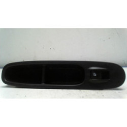 Interrupteur de leve vitre avant droit FIAT PUNTO EVO 3 d’occasion