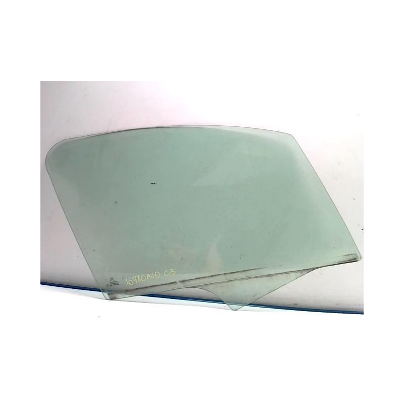 Vitre avant droit CITROEN C3 1 PHASE 2 d’occasion