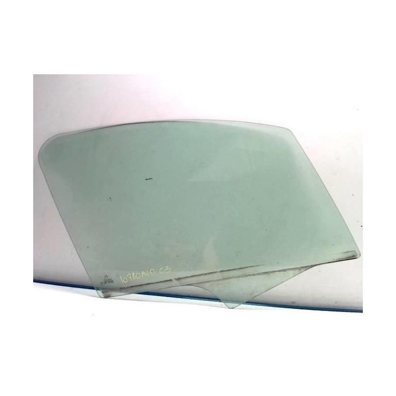 Vitre avant droit CITROEN C3 1 PHASE 2 d’occasion