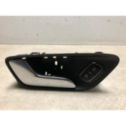 Poignee interieur avant gauche FORD BA499AM d’occasion