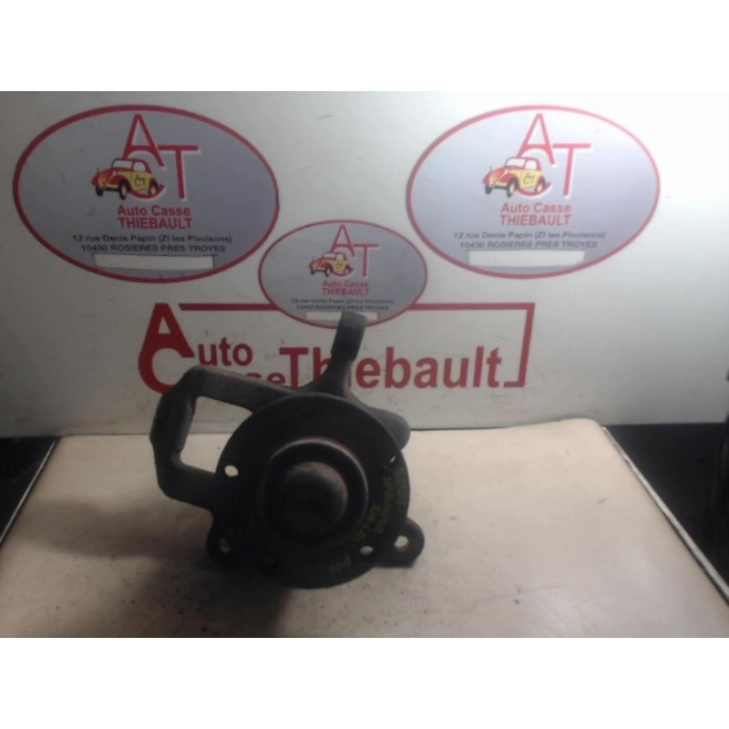 Fusee avant gauche MERCEDES SPRINTER 3T (903) FOURGON 216D d’occasion