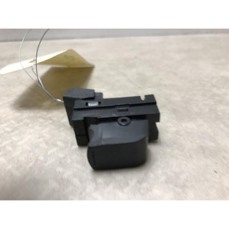 Interrupteur de leve vitre arriere droit SUZUKI SWIFT 3 d’occasion