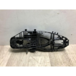 Support poignee porte avant gauche FORD BA499AM d’occasion
