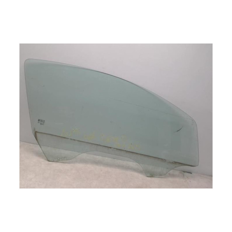 Vitre avant droit OPEL CORSA D PHASE 1 d’occasion