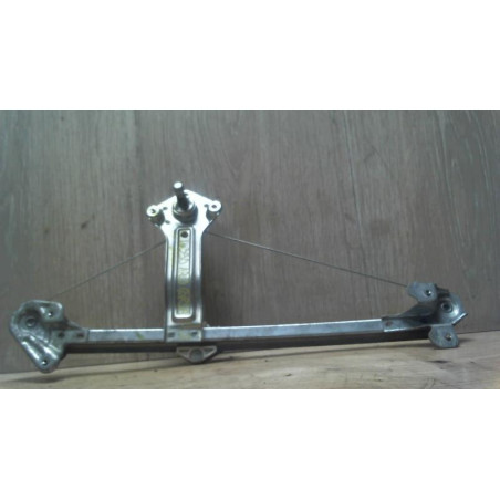 Leve vitre mecanique arriere droit OPEL CORSA C PHASE 2 d’occasion