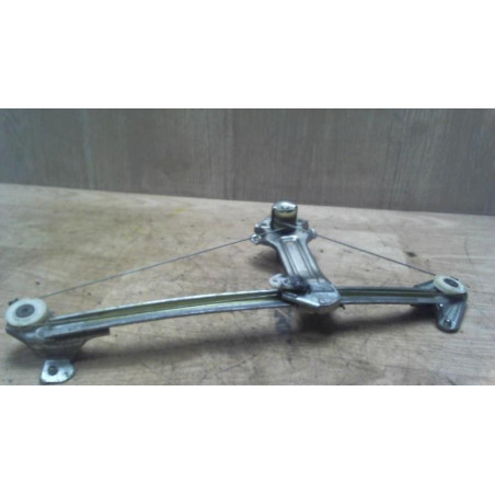 Leve vitre mecanique arriere droit OPEL CORSA C PHASE 2 d’occasion