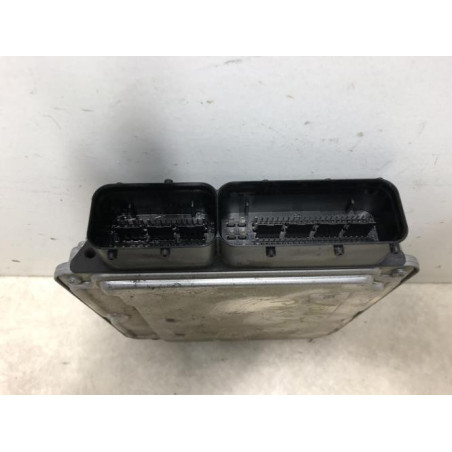 Calculateur moteur VOLKSWAGEN PASSAT 5 d’occasion