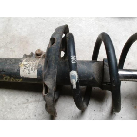 Amortisseur avant droit OPEL CORSA C PHASE 1 d’occasion
