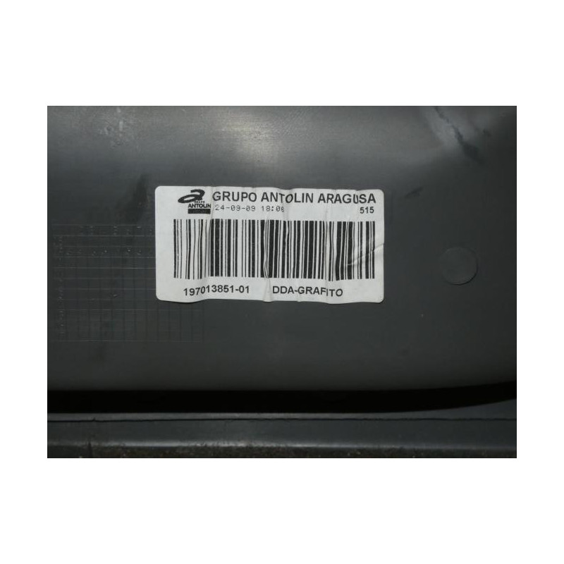 Panneau de porte avant droit SEAT EXEO ST BREAK d’occasion