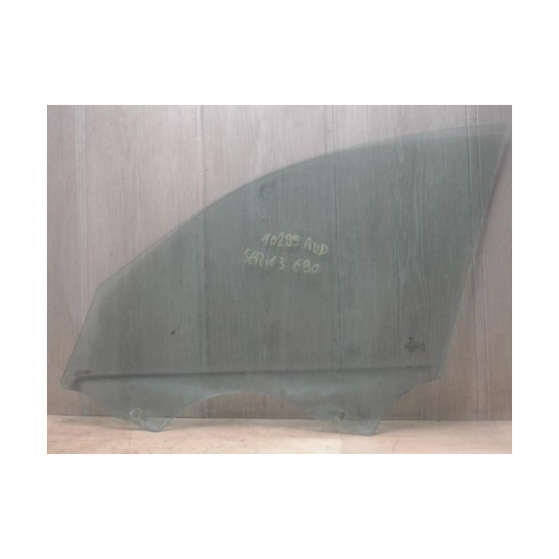 Vitre avant droit BMW SERIE 3 E90 PHASE 1 d’occasion
