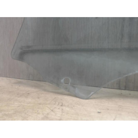 Vitre avant droit BMW SERIE 3 E90 PHASE 1 d’occasion
