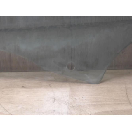 Vitre avant droit BMW SERIE 3 E90 PHASE 1 d’occasion