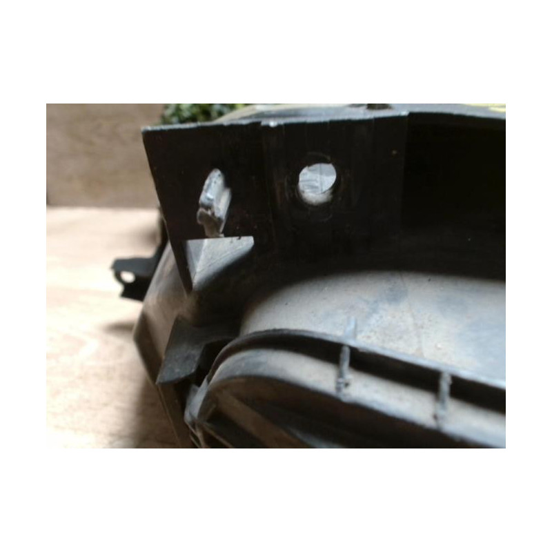 Optique avant principal droit (feux)(phare) CITROEN XANTIA PHASE 2 d’occasion