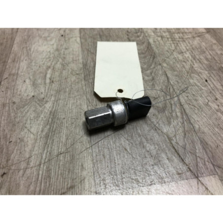 Pressostat de climatisation VOLKSWAGEN PASSAT 5 d’occasion