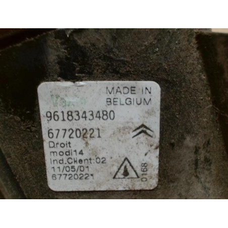 Optique avant principal droit (feux)(phare) CITROEN SAXO PHASE 2 d’occasion