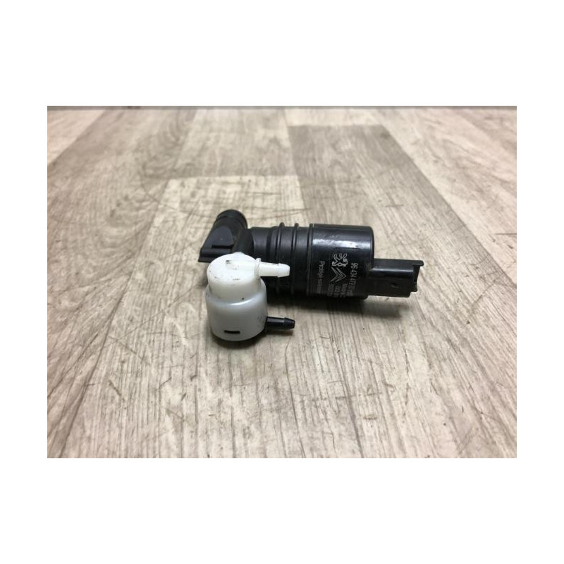 Pompe lave glace avant PEUGEOT 3008 1 PHASE 1 d’occasion