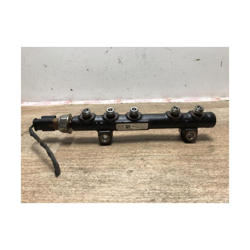 Rampe injection FORD BA499AM d’occasion