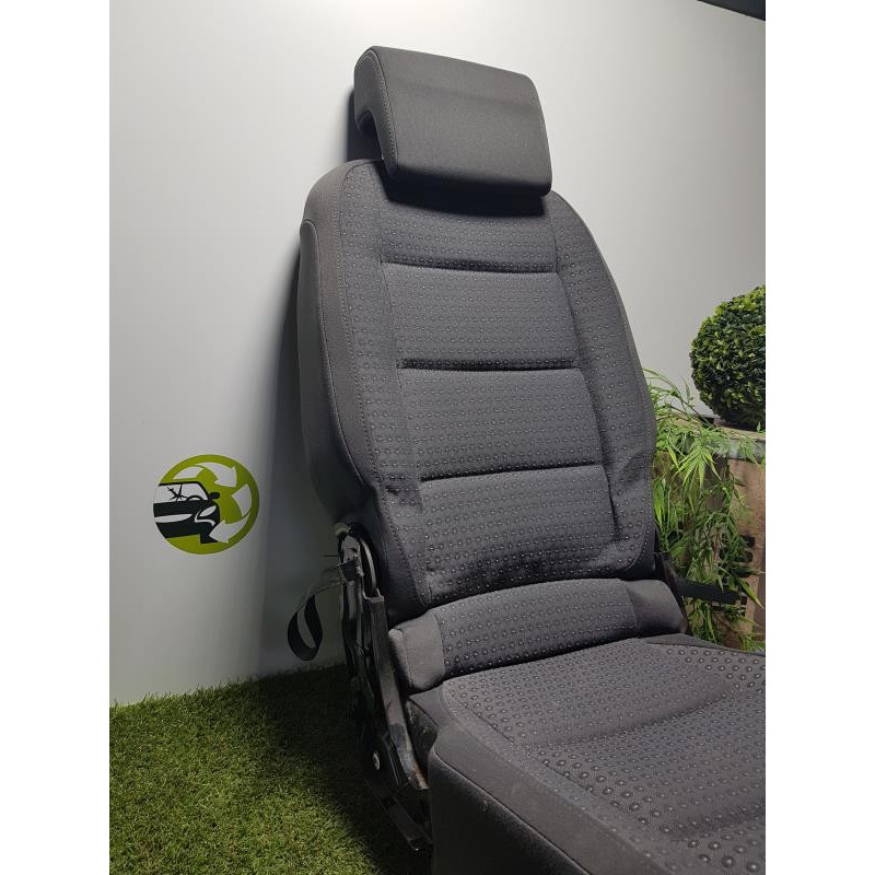 Siege arriere central VOLKSWAGEN TOURAN 1 PHASE 1 d’occasion