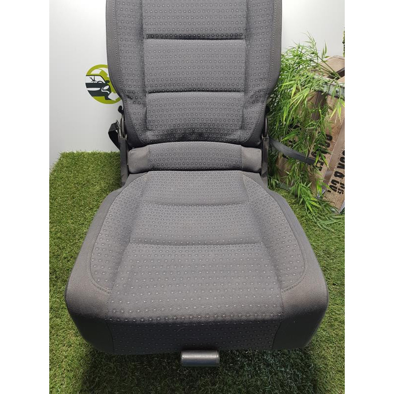 Siege arriere central VOLKSWAGEN TOURAN 1 PHASE 1 d’occasion