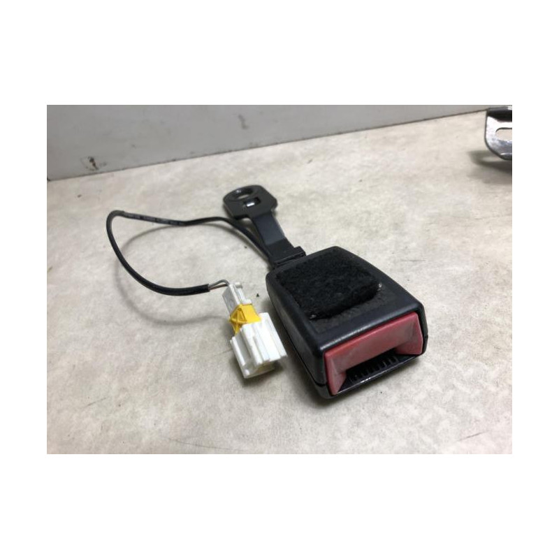 Attache ceinture avant gauche CITROEN DS3 PHASE 1 d’occasion