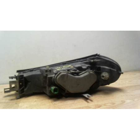 Optique avant principal droit (feux)(phare) FORD MONDEO 1 PHASE 2 BREAK d’occasion