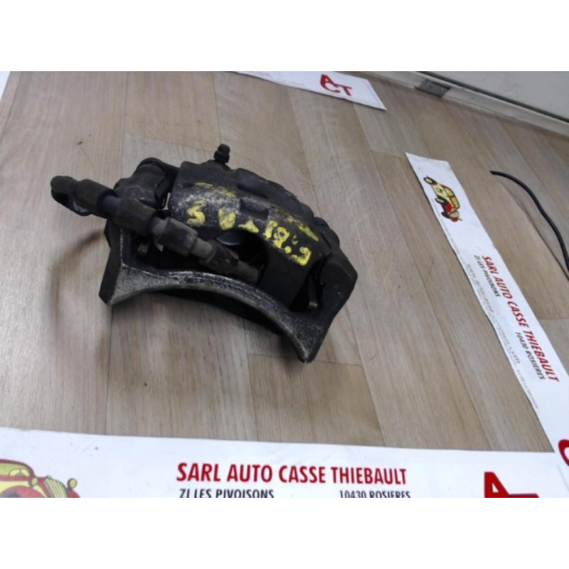 Etrier avant droit (freinage) FORD FIESTA V d’occasion