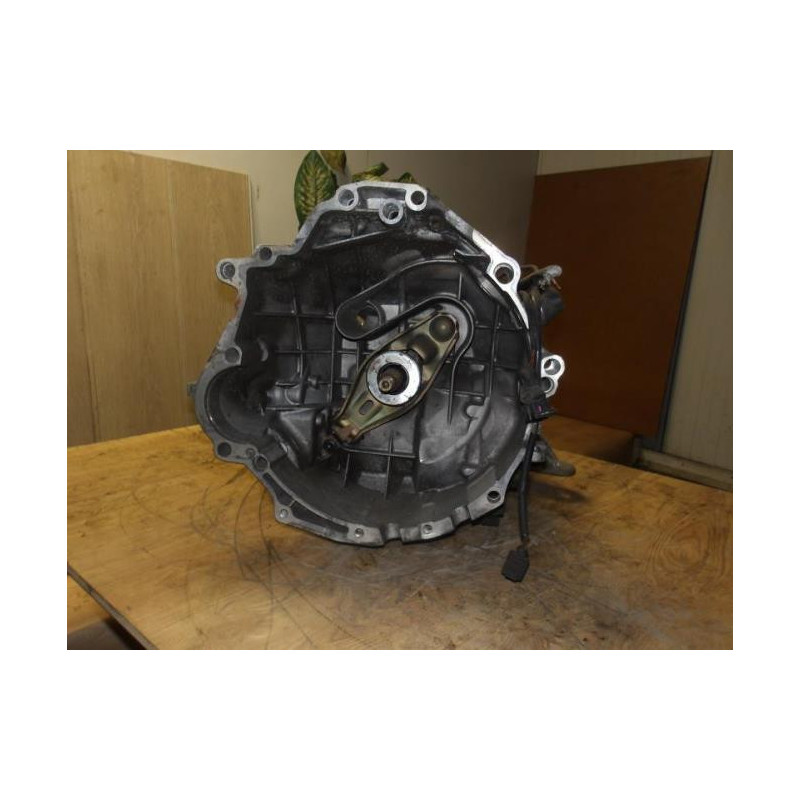 Boite de vitesses VOLKSWAGEN PASSAT 4 PHASE 2 BREAK d’occasion